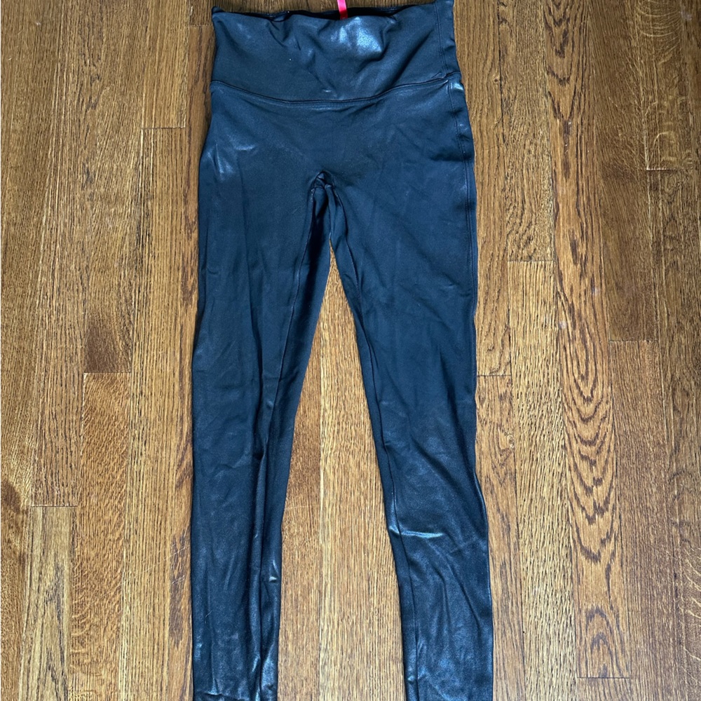 SPANX Faux Leather Leggings | Medium